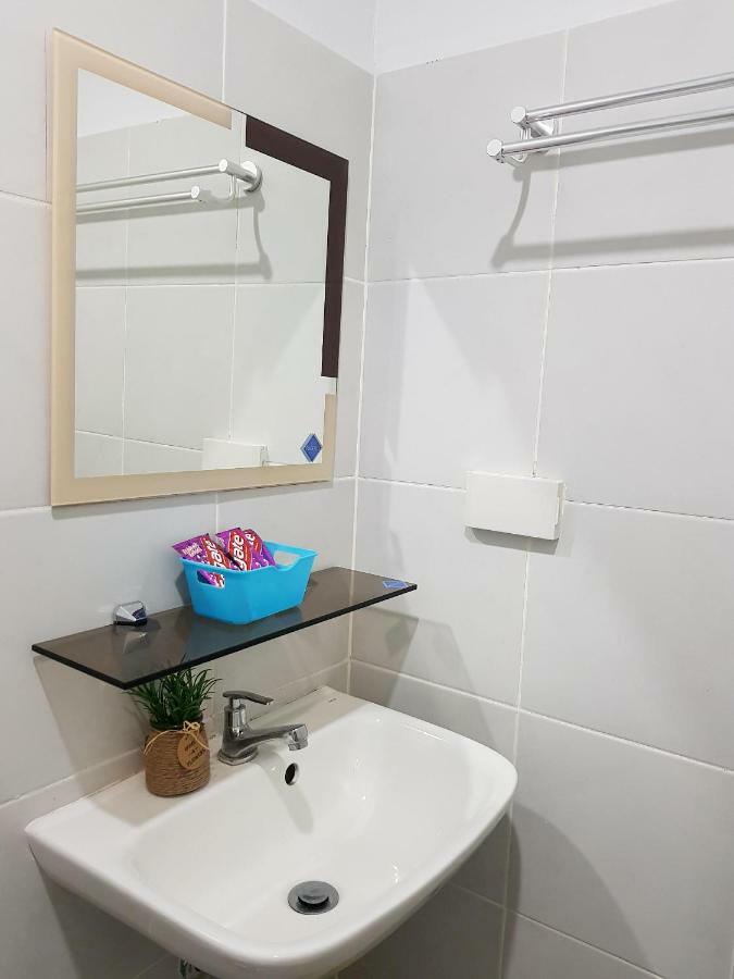 Cityscape Residences Unit 510 Bacolod Bagian luar foto